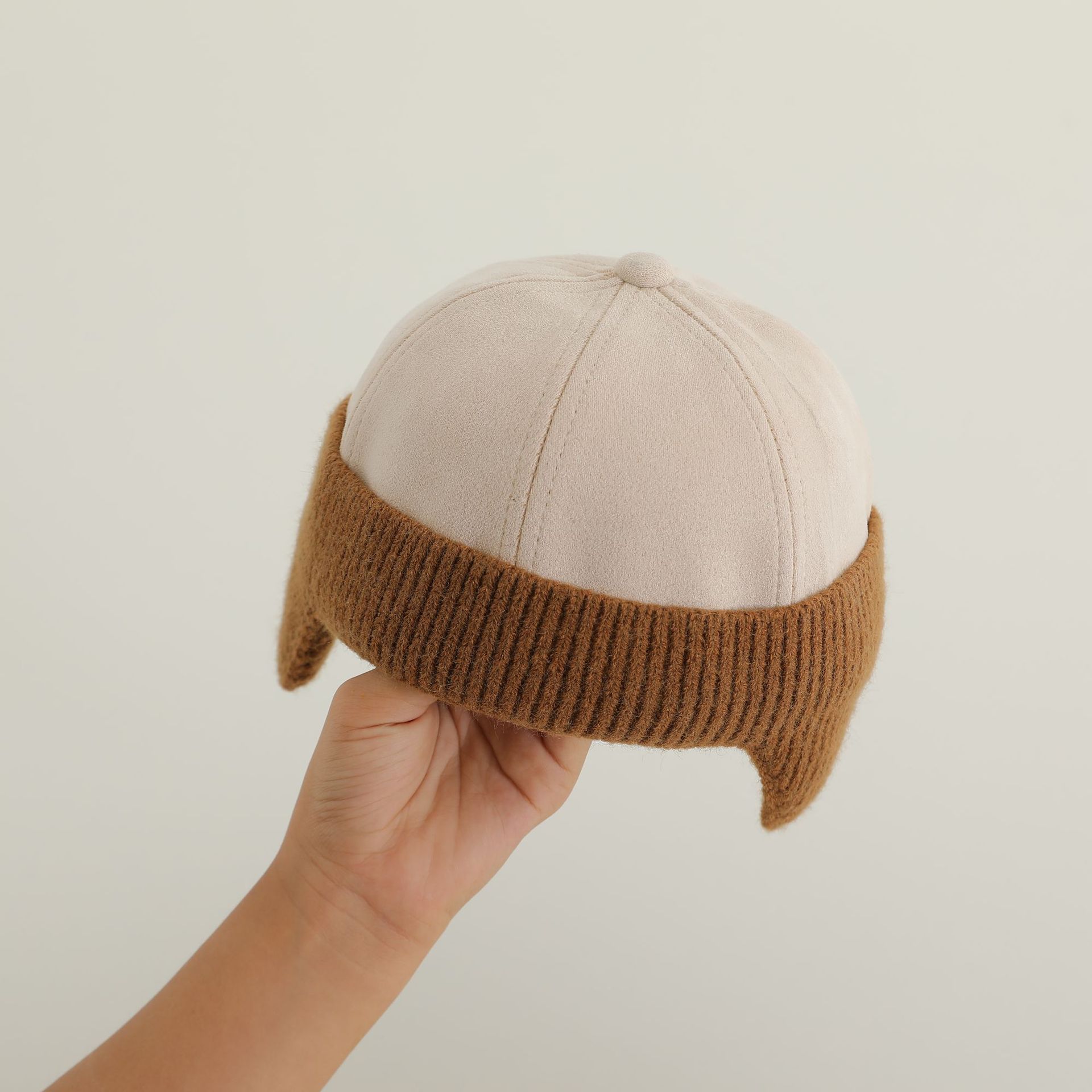 Sombreros infantiles otoño invierno letras de placa de protección de orejas sombreros principales para bebés de otoño adorable sombrero de punto de aire extranjero