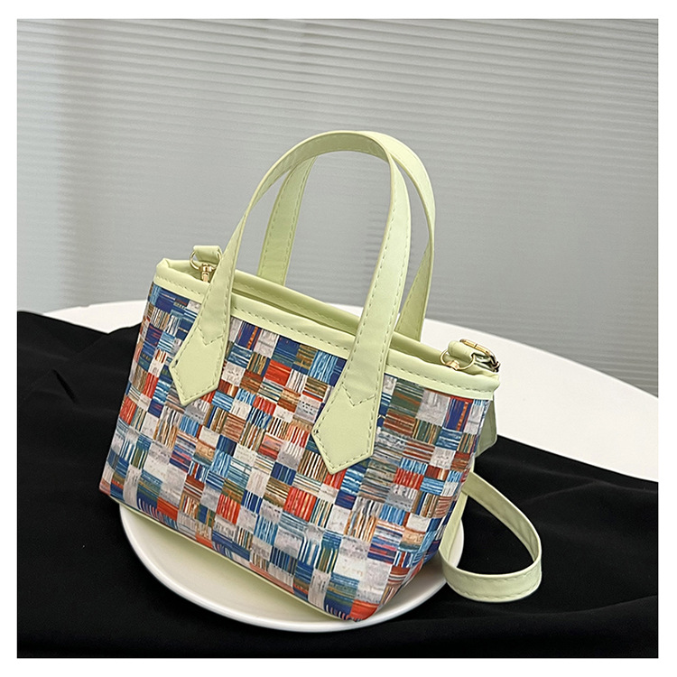 Women's Medium Pu Leather Geometric Classic Style Zipper Handbag display picture 7