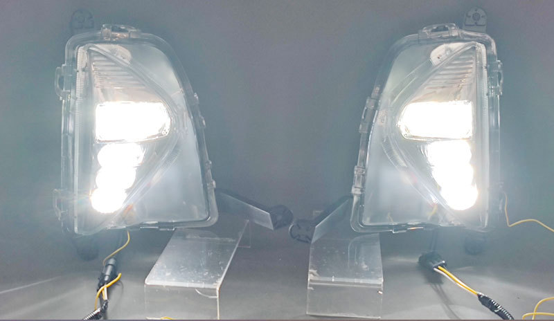 Suitable for 16-18 Toyota Prius Led Daytime Running Lights Daytime Running Lights Turn Signals Front Fog Lights Prius