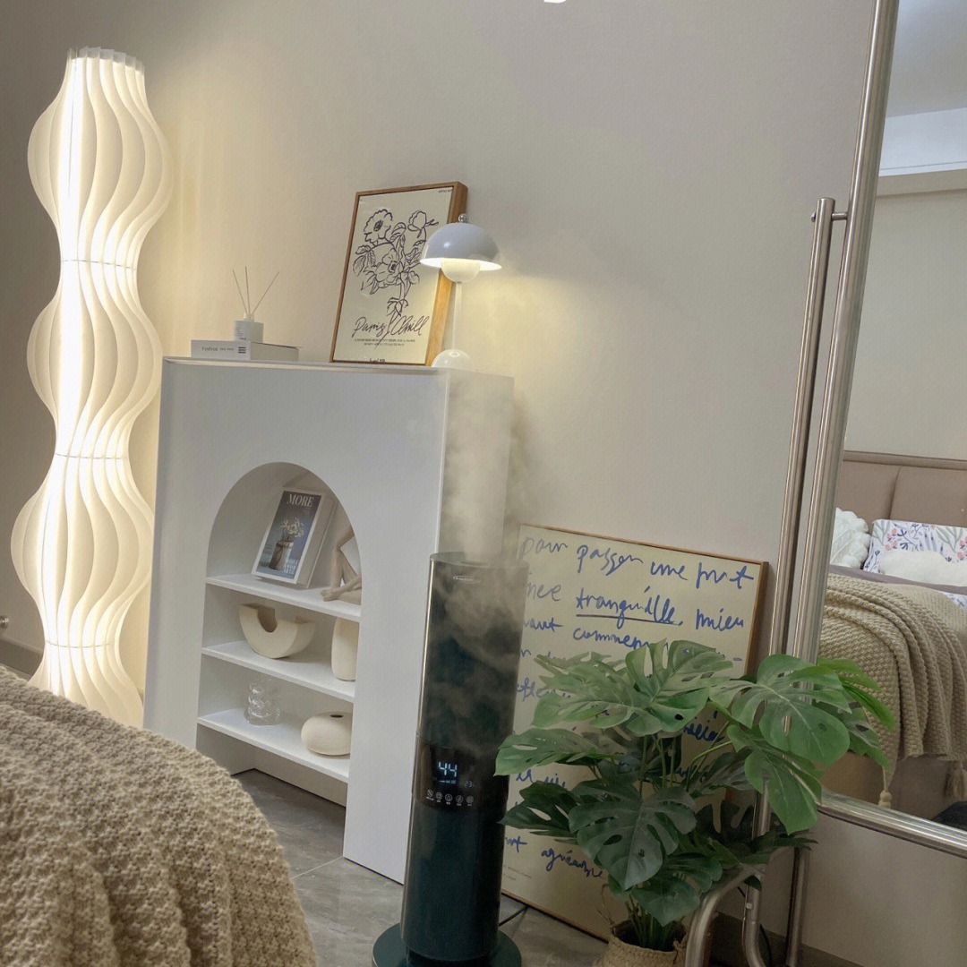 Lámpara de pie lámpara de pesca lámpara de sala de estar atmósfera simple moderno creativo neto rojo paja falda lámpara dormitorio Zhongshan lámparas