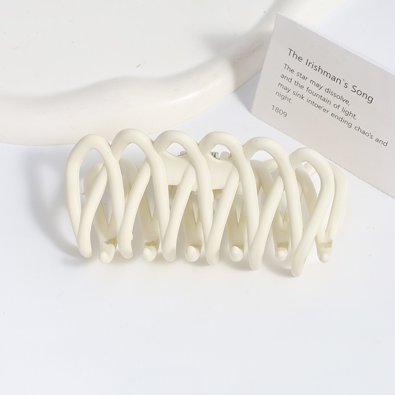 Amazon Venta caliente Frosted clip grande geométrica trasera horquilla elegante temperamento tiburón clip de alto grado tocado