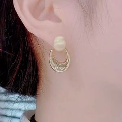 小众设计感椭圆珍珠圈圈耳钉轻奢高级感流行耳坠精致百搭气质耳饰