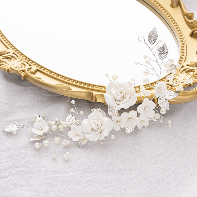 Title 2, Bruids haarband met bloemen en parels, elegant ...