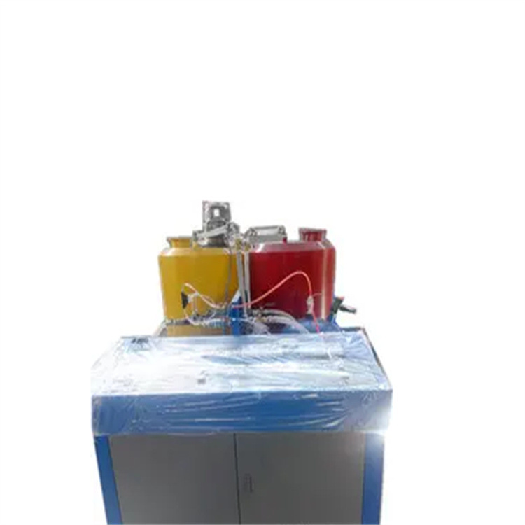 666 máquina de espuma de poliuretano pu máquina de espuma de poliuretano de baja presión equipo de espuma de juguetes máquina de espuma de paquete blando