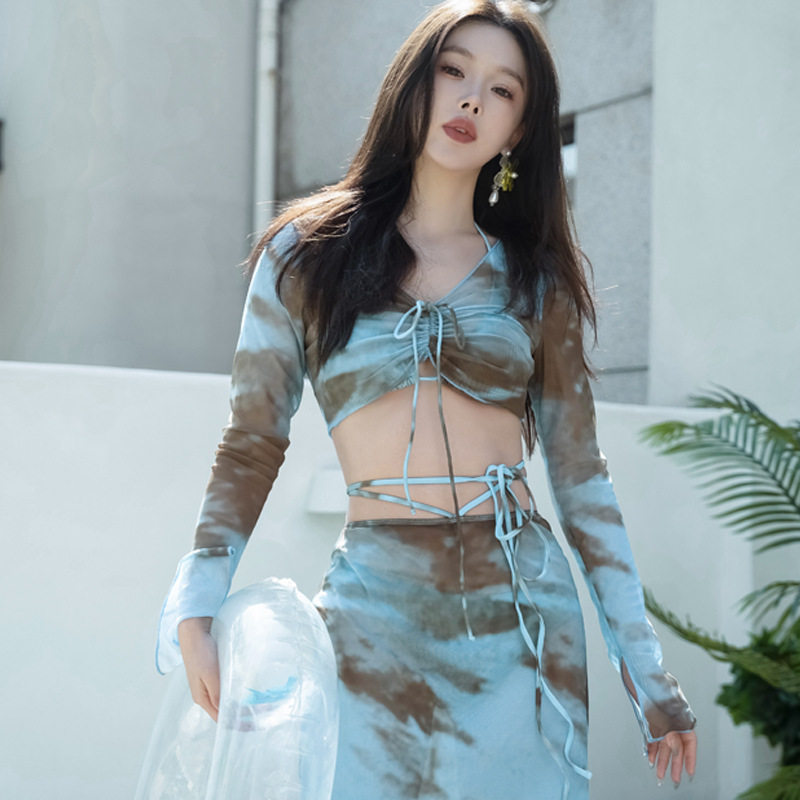 多巴胺風新款長袖性感比基尼泳衣女三件套大碼網紅度假溫泉泳裝