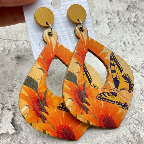 retro wooden long beach large earrings