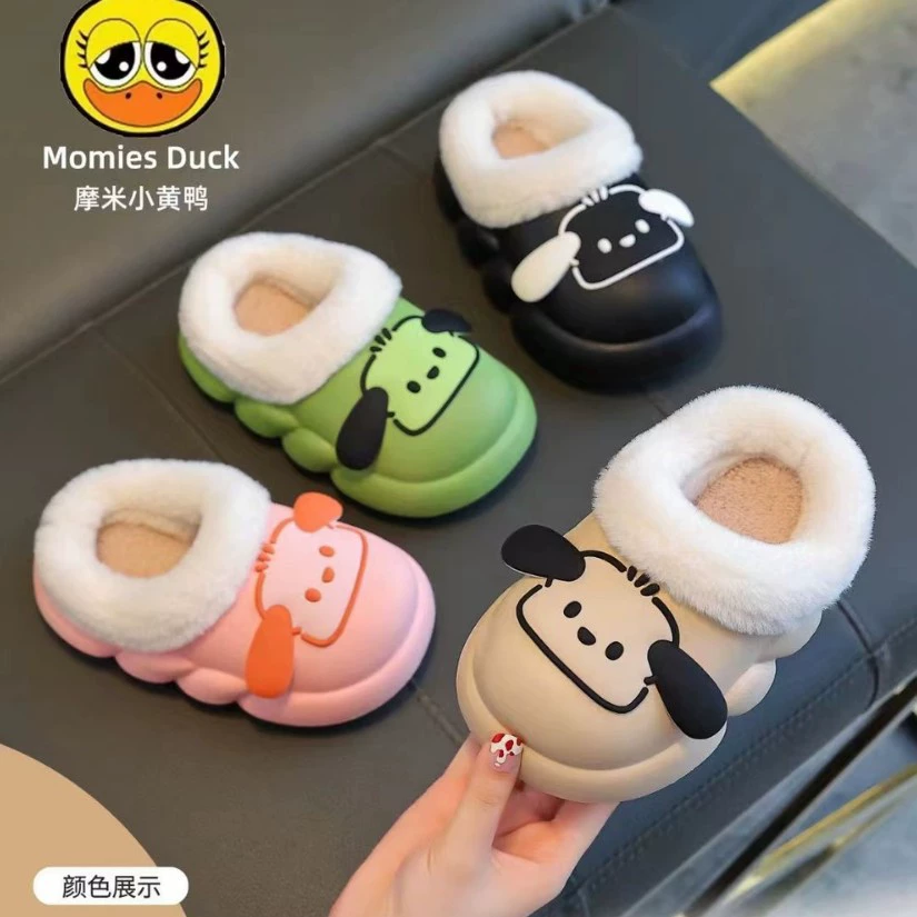 2024 новые мужские и женские хлопчатобумажные тапочки для детей милые бархатные теплые и нескользкие наружные водонепроницаемые и устойчивые к грязям зимние хлопковые чехлы