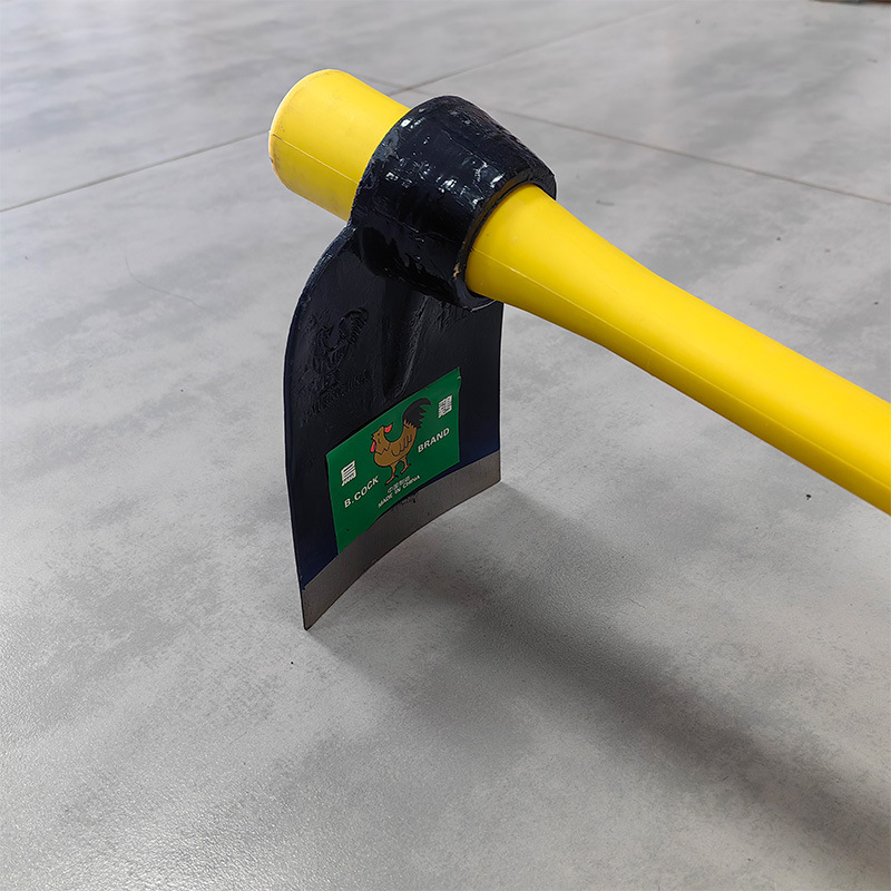 厂家直销纤维柄锄头农用工具园林翻土304道轨钢锄头