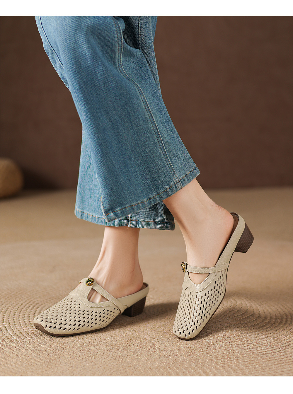 Dép sandal nữ quai chữ V da dê, gót thấp 3,5 cm, mũi kín hở gót — màu trắng ngà chi tiết 9