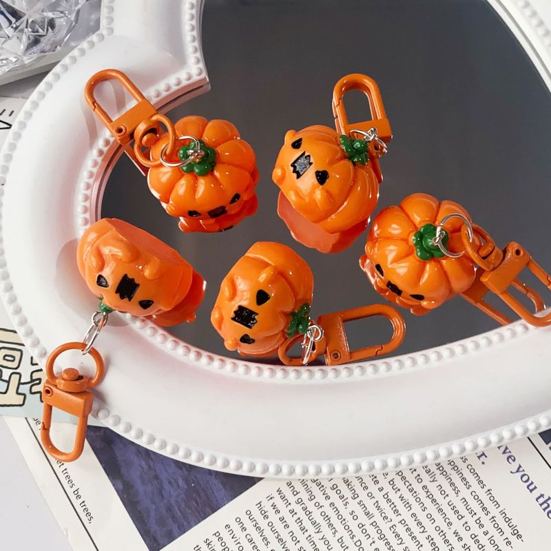 クリエイティブハロウィーンカボチャのキーホルダーかわいいカボチャ提灯ストラップ自動車バッグ吊り下げパーティープレゼント卸売り|undefined