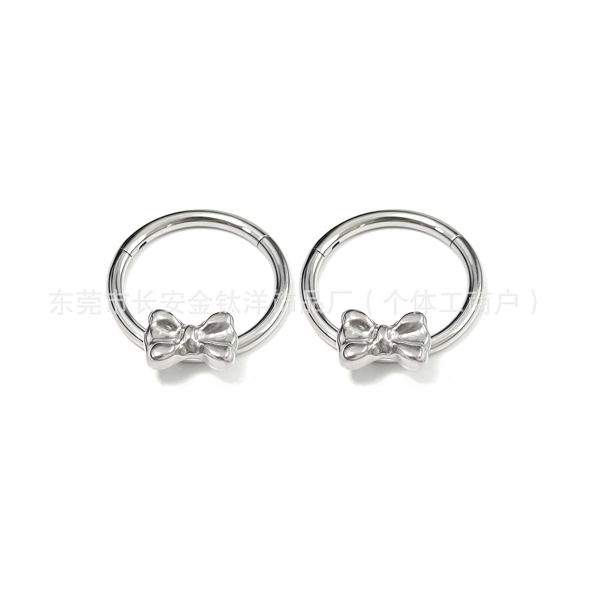 Pointed titanium steel lip stud product view