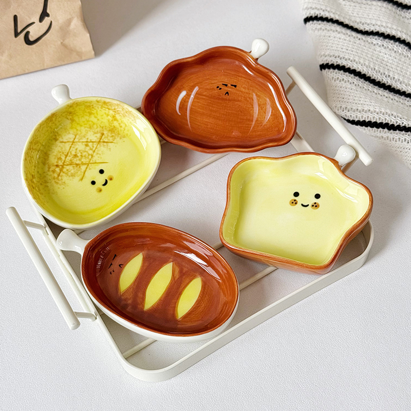 ⊙Cute Japanese ceramic small dish, small dipping sauce, soy sauce dish, vinegar dish, seasoning dish, snacks