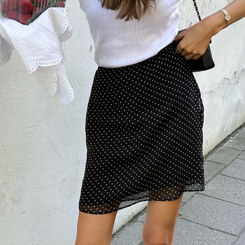 2025夏季新款波点修身短款半身裙设计感气质时尚休闲欧美跨境通勤