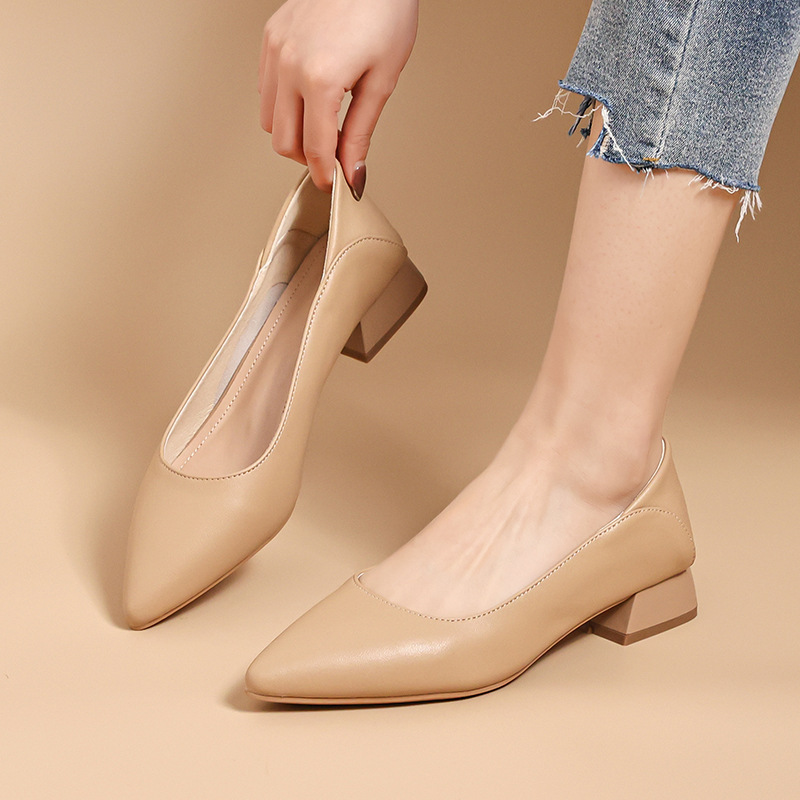 Genuine Leather Women's Ol Commuter Comfortable Block Heel High Heels 2026 Spring Pointed Toe Black Mid-Heel Work Shoes Shallow Mouth