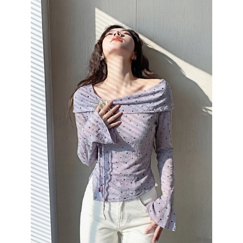 Versatile and Trendy Purple Bell-Sleeve Long-Sleeve T-Shirt for Women, Early Summer Design with Polka Dots and Off-Shoulder Korean-Style Top