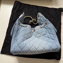 С��ţ�в���ƤHOBO �����{ɫ���朗l�����KˮͰ��Ҹ�μ�Ůʿ