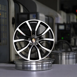 Suitable for 202122 inch Porsche wheel forging modification Cayenne 718taycan Palamela maca Yuyan