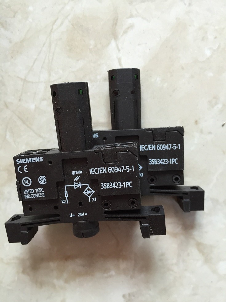 *3SB3423-1PB 西门子 按钮触点 全新原装 现货1个议价