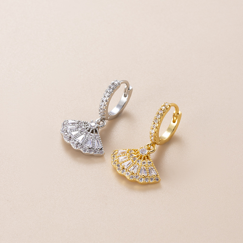Daily Occasion Copper Material Butterfly, Bow Knot Pattern Fashion Butterfly Bow Knot Copper Plating Inlay Zircon Ear Studs 1 Piece