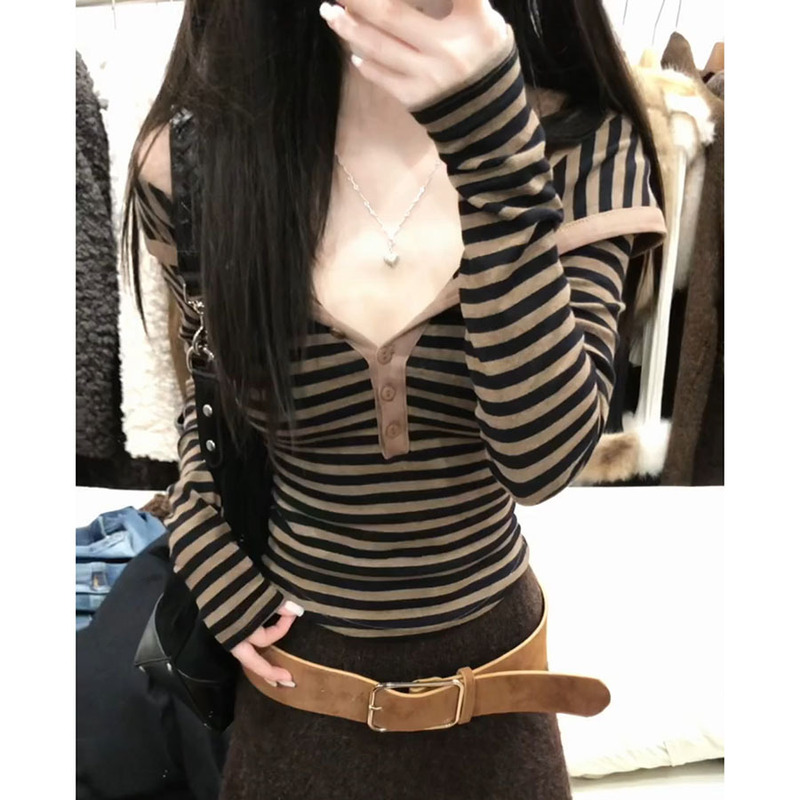 纯欲咖色条纹上衣女早秋2025新款修身露肩长袖恤辣妹内搭打底衫|undefined