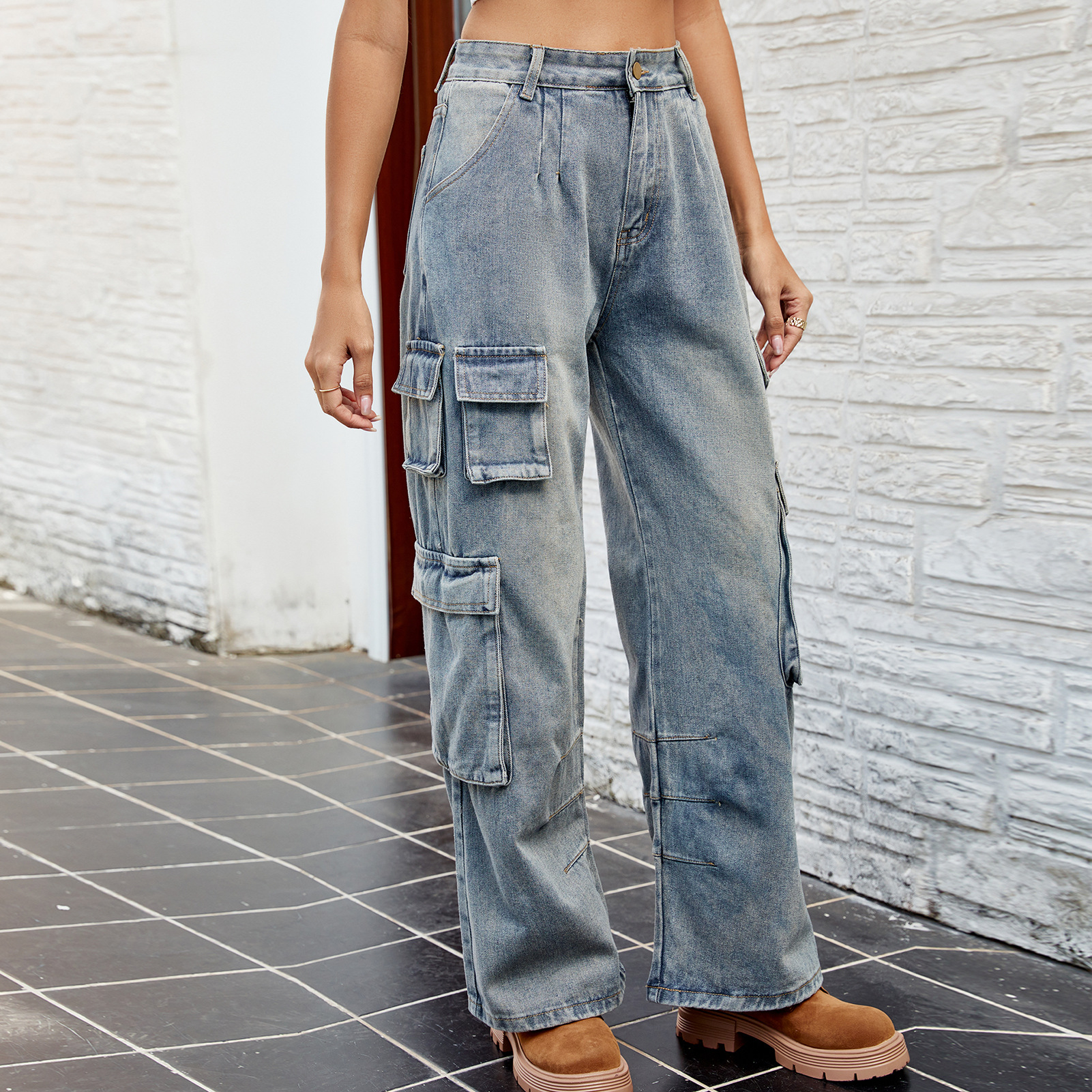 Frau Ferien Täglich Strassenmode Einfarbig In Voller Länge Betrübt Cargohosen Jeans display picture 3