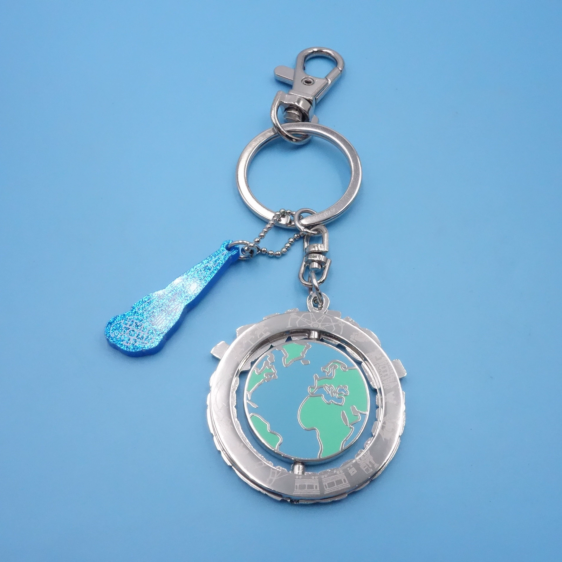 3D металлический вращающийся брелок с индивидуальным логотипом, анимация, периферийные металлические сувениры из фильмов и сериалов