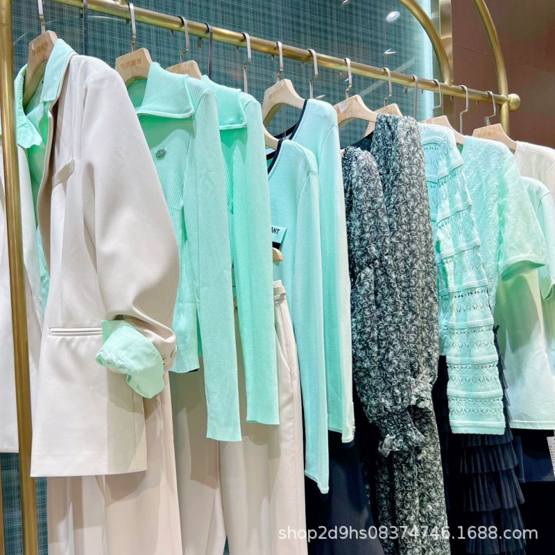 Первоклассный бренд Ханчжоу Хан Сюй снимает женскую одежду, элегантное и модное трикотажное платье, брендовая скидка, оптовая поставка