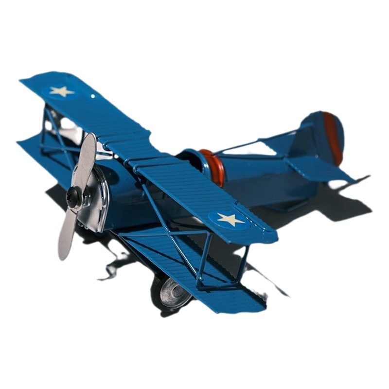 Железный истребитель Второй мировой войны модель закончена ручной росписью ТВ шкаф маленький самолет игрушечные украшения ремесла