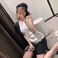 2023春蕾絲背心女外穿仿真絲修身白色綢緞短款吊帶上衣內搭打底衫