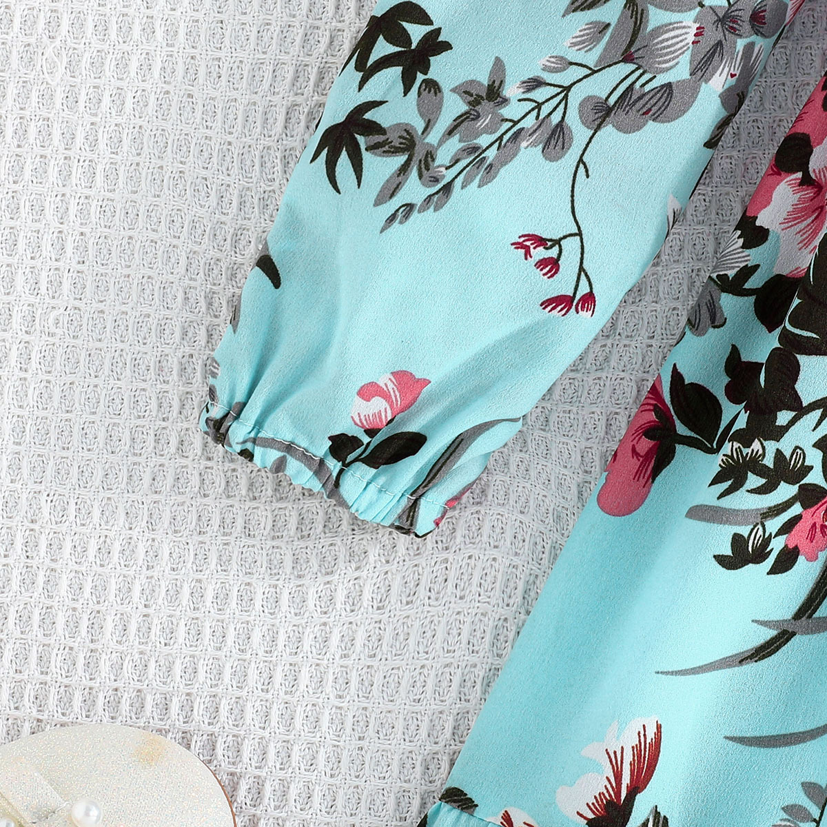 2024 Sommer neues zweiteiliges Set mit Blumendruck für Mädchen und Kinder mit langen Ärmeln und Gürtel_voghion.com