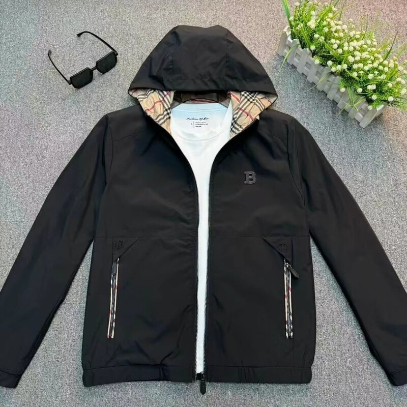 2026 Spring New Fashion Jacket for Men, Spring and Autumn New Light Luxury Casual Windproof Hooded Coat in Stock 2026 Spring New Fashion Jacket for Men, Spring and Autumn New Light Luxury Casual Windproof Hooded Coat in Stock