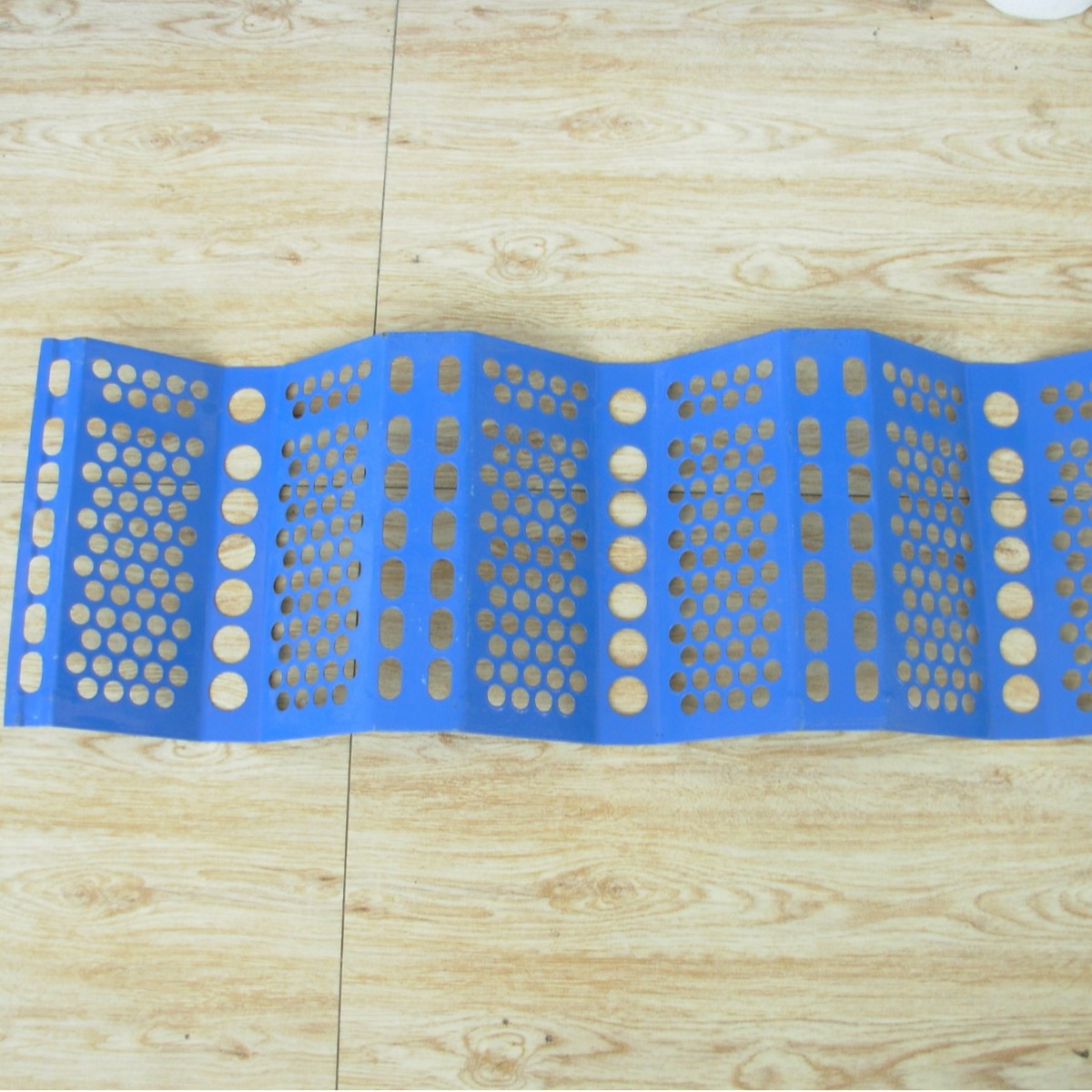 幕墙装饰网,KTV帘子网疙瘩网,歌厅隔断装饰网 舞厅冲孔幕墙装饰网