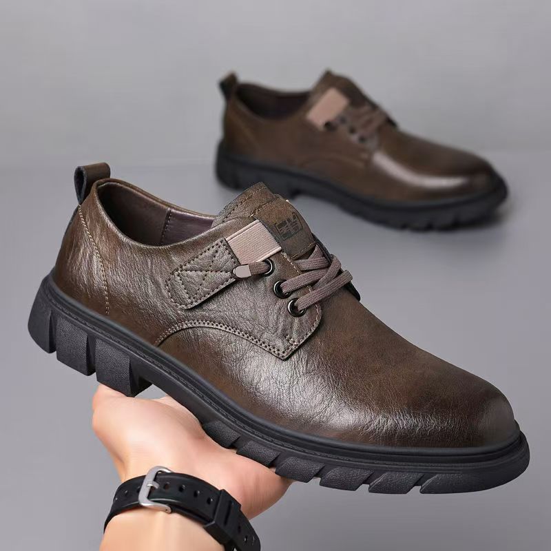 Nuevos zapatos de cuero para hombres de alta gama, estilo británico, tendencia retro, negocios, ocio, todo fósforo, zapatos de trabajo, zapatos de conducción