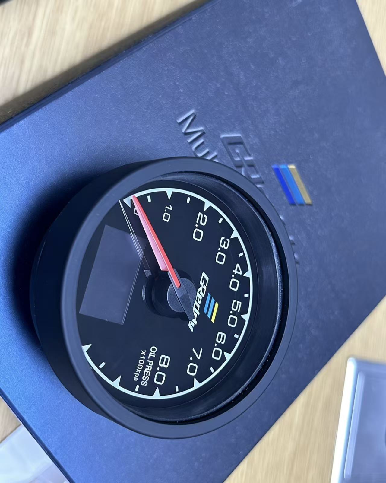 Greddi Pointer-Type Lcd Instrument Water and Oil Temperature Gauge with Seven-Color Backlight Switch for Car Modification Wholesale