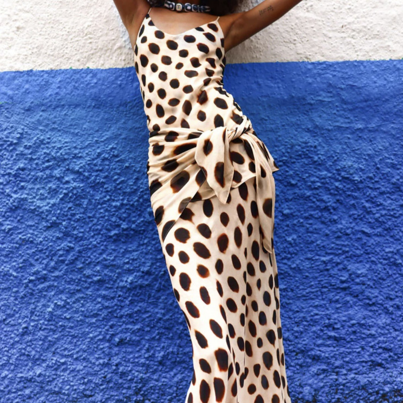 2026 Cross-Border Summer Polka Dot Backless Waist-Cinching Slim-Fit Long Dress Vacation Style Sexy Hot Girl Dress 2026 Cross-Border Summer Polka Dot Backless Waist-Cinching Slim-Fit Long Dress Vacation Style Sexy Hot Girl Dress