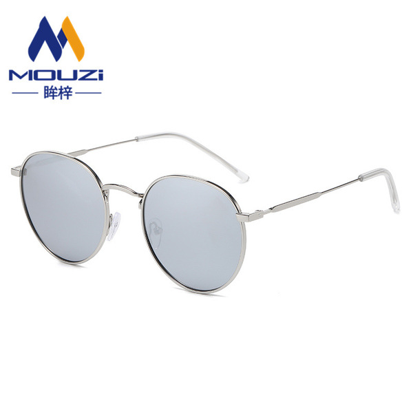 Retro trend fashionable sunglasses