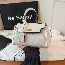 ��ɫ�¿�r�аٴ������Ů�߼��Іμ�б������eͨ�ڰ����P�����