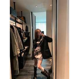 跨境批发设计感斜肩复古画报印花连衣裙女辣妹修身显瘦短裙