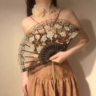 Lace fan super fairy style comic exhibition cos props gorgeous retro European rose folding fan antique horse skirt accessories