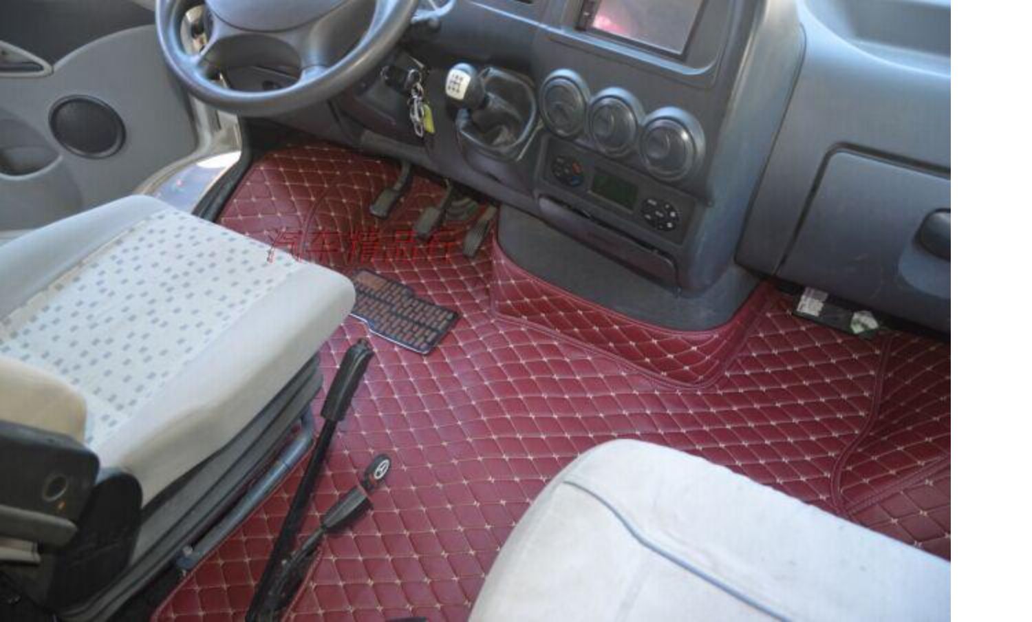 Datong V80 Iveco Deyi Ou Sheng Baodi Front Row 3-seat Double-layer Floor Mats Special Large Surround Car Floor Rubber Mats