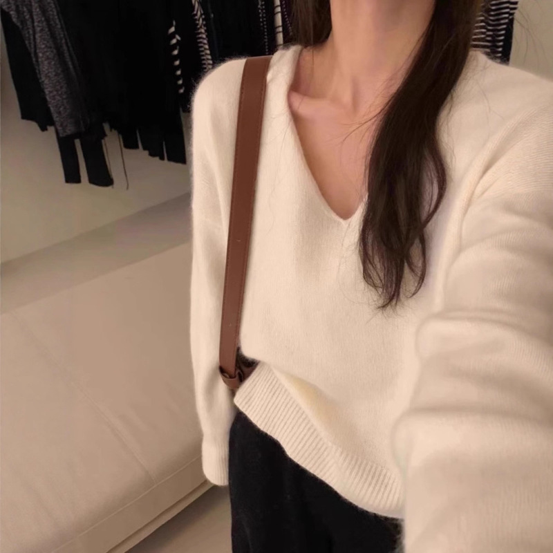 新しいソリッドカラーのソフトワックスキャンディーカラーのルーズVネックプルオーバーセータートップ女性用秋と冬のインナーセーター|undefined