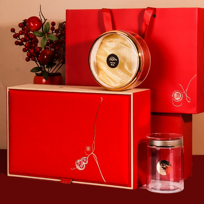 Подарочный набор De Fu Double Combination: универсальная пищевая добавка в трех упаковках с дендробиумом, таблетками из оленьего рога, красным женьшенем, абалоном и морским огурцом в подарочной упаковке.