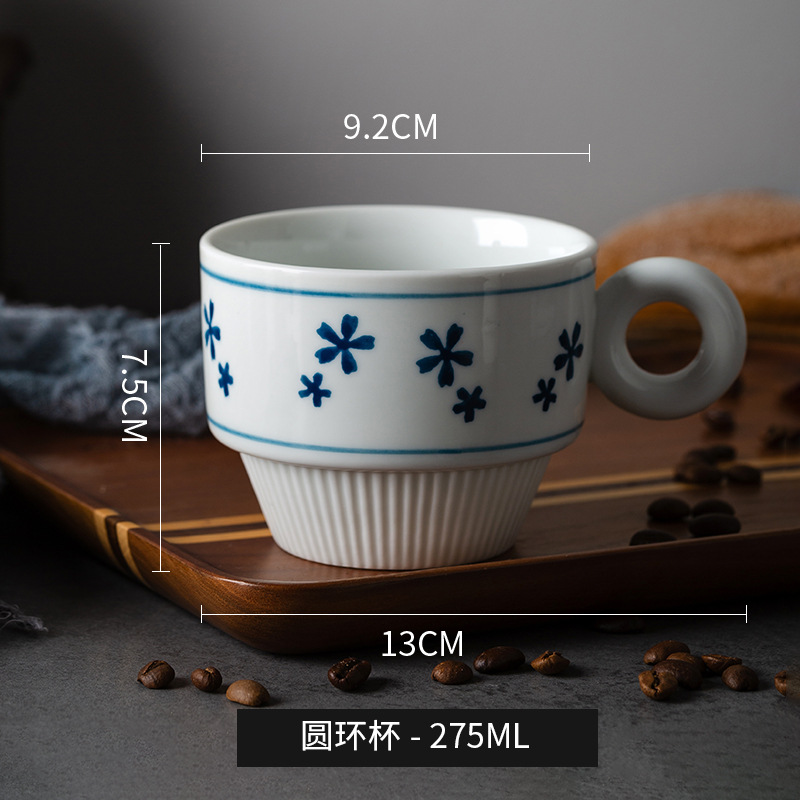 Taza antigua azul y blanco Cerámica japonesa Orejas colgantes retro Desayuno americano Taza de café Oficina masculina y femenina de alto valor