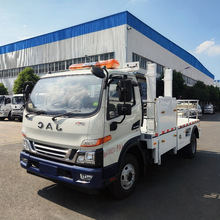 升降平台解放蓝牌清障车价格 平板一拖二道路救援车 新规不超重