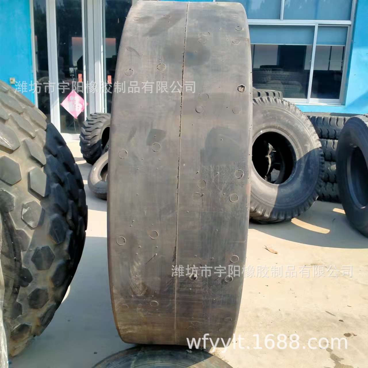 29.5-29 铲运机 压路机工程轮胎 光面尼龙胎 矿井