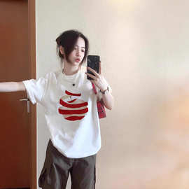 白色纯棉苹果短袖t恤女夏2026新款设计感小众正肩宽松半袖上衣潮