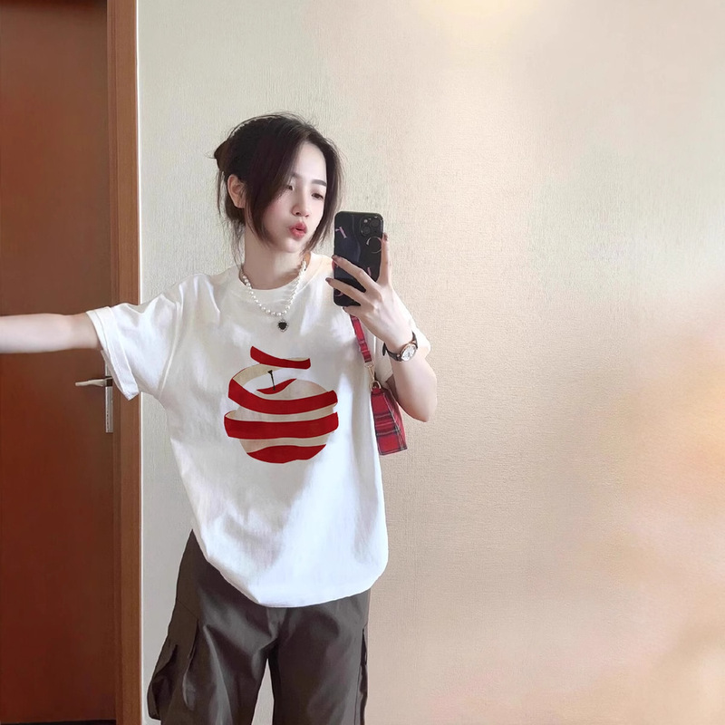 White Pure Cotton Apple Short-Sleeve T-Shirt for Women, Summer 2026 New Design, Niche Style, Regular Shoulder, Loose Half-Sleeve Top, Trendy