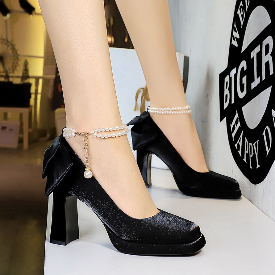 French Style Square Toe Platform High Heel Pumps With Pearl Chain_voghion.com