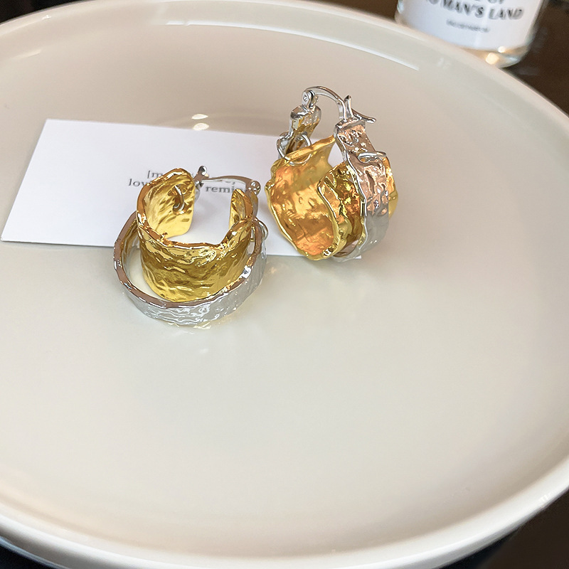 Aguja de plata diamantes geométricos aretes de perlas redondos ligeros de lujo de alta calidad pernos de orejas de estilo francés temperamento femenino orejas de nicho mayorista image 42