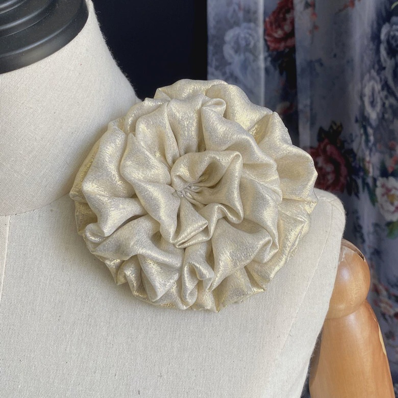 5cm White Gold Pink Silver White Stereo Oversized Flower Accessories Accessories Fabric Flower Simulation Flower Decorative Flower